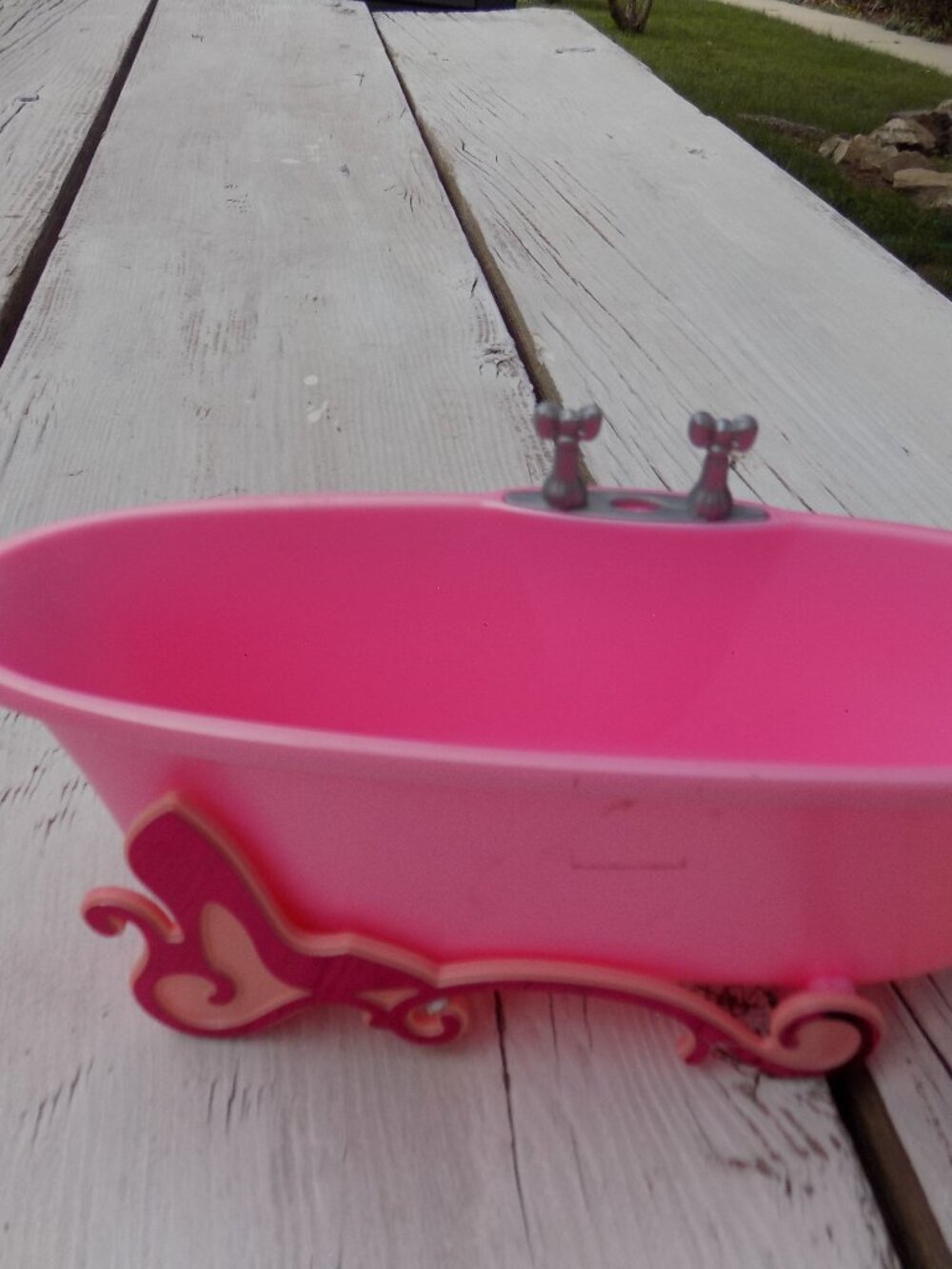 Barbie Doll Plastic Bathtub, MISSING FACET  *
